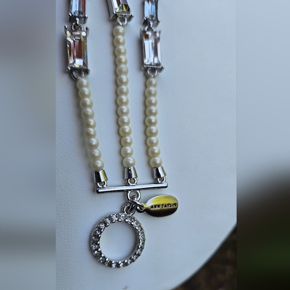 Ann Taylor Silver Tone Rehinestone Fuax Pearl Bracelet - Picture 6 of 6
